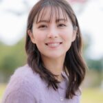 Ren Ishikawa Instagram - 本日情報解禁されました☕️ フジテレビTWO×ひかりTV共同制作ドラマ 「純喫茶イニョン」向坂美海役で出演します。 写真は小林和紘監督が撮ってくださった美海🌸 美海と書いて"みなみ"と読みます。 素敵な名前ですよね☺️ "途切れた縁が再び繋がる"不思議な喫茶店イニョンを舞台とした、ファンタジーラブストーリーです🌹 今回私が演じた美海は、記憶を失い会いたい人が分からないままイニョンに通っている女性です。 主演のチャンソンさん演じるシウとの関係、そしてイニョンの正体、、 回を追うごとに明かされていく秘密に、切なさを感じながらも、きっと最後は前向きになれる作品になっていると思います！ どうぞお楽しみに🌙 「#純喫茶イニョン」 ３月 30 日（土） #1 20 時～20 時 20 分 （フジテレビTWO ドラマ・アニメ） #2 20 時 20 分～20 時 40 分（ひかりＴVチャンネル／ひかりTVビデオサービス） #3 20 時 40 分～21 時 （フジテレビTWO ドラマ・アニメ） #4 21 時～21 時 20 分（ひかりＴVチャンネル／ひかりTVビデオサービス）