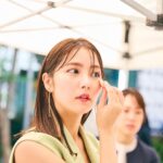 Ren Ishikawa Instagram - @esteelauderjapan 💄 エスティ ローダーのくずれないNo.1ファンデーション"ダブル ウェア"シリーズの新作のクッションファンデーションを体験しに、代官山T-SITEで開催中のポップアップに遊びに行ってきました。 今日実際に体験して私が一番お気に入りだったのは、グロウマットタイプ！ 程よいツヤ感と、カバー力がありながらも薄付きな素肌感がこれからの汗ばむ季節にぴったりだと思いました🍉 自分の肌に合ったアイテムや色をあれこれ自由に試せるこちらのポップアップは、代官山T-SITEにて11時〜17時、5月12日まで開催されているので、ぜひ足を運んでみてください💫 #PR #エスティローダー #くずれないNo1DW #ダブルウェア