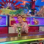 Ren Ishikawa Instagram - 本日21:00〜YTV「#秘密のケンミンSHOW極」に出演します🍓 ぜひチェックしてください！ 衣装はタグ付けにて👠 そしてこの後18:00〜は舞台「×××になれなくて」2ステージ目！ 今日も心を込めてお届けします☺️ 劇場でお待ちしております〜〜！！