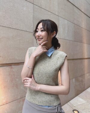 Rena Takeda Instagram - 映画　おいハンサム‼︎ 
完成披露試写会✨✨

6/21 公開です🍳

outfit @amiparis 
jewelries @messika 
shoes @gianvitorossi