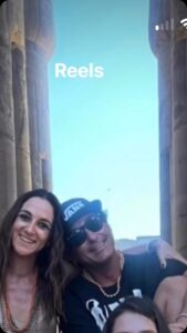 Renata Bravo Instagram - Hablar contigo era como hablar con Dios ….. gracias por tocar mi corazón, gracias por abrir mi cabeza, gracias por tu energía maravillosa gracias a la vida por ponerte en mi camino , entiendo que el tuyo sigue en otra dimensión ! siempre en mi recuerdo y en mi corazón maestro 🙌🙏 @masaitravel