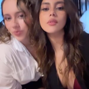 Renata Vaca Instagram - Amo los dumps jiji bye