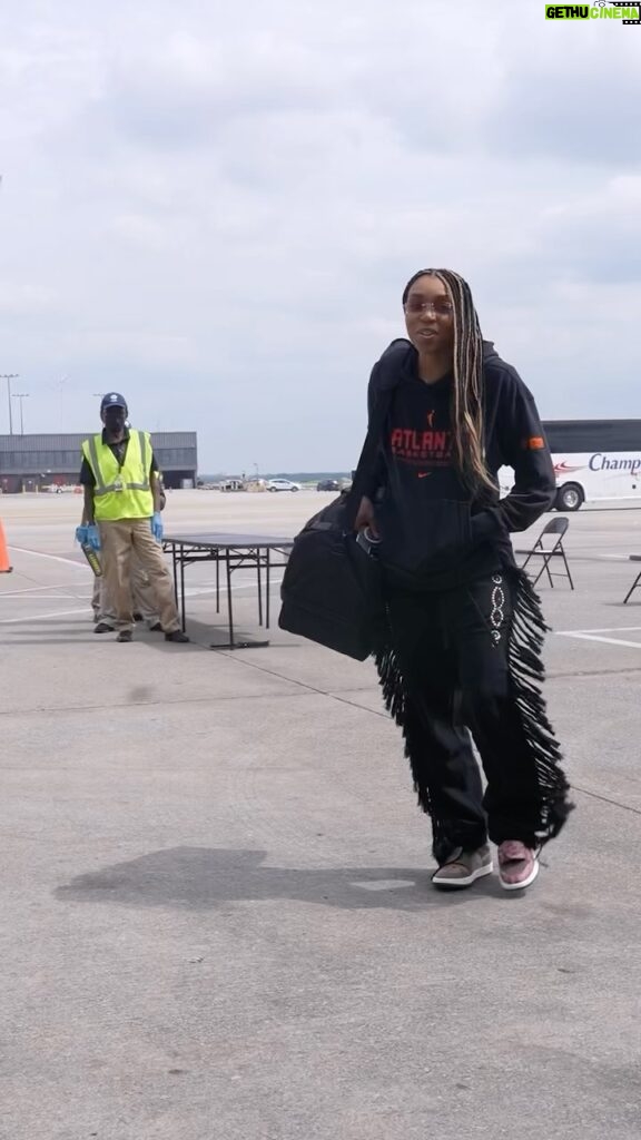 Renee Montgomery Instagram - Next Stop: Playoffs ✌🏾 #DoItForTheDream