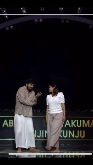 Renjini Kunju Instagram - Kanmani anbodu kadhal na ezhuthum kaditham 🤍 #throwback Dancing stars @renjinikunju