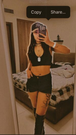 Reshma Nair Instagram - 🖤🖤🖤

#funtrends #iphonetrends #iphoneedits #reelsinstagram #trending #trendingreels #instagram #viral #explore #explorepage