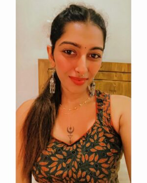 Reshma Nair Instagram - Happiness is the way you make me feel 😚