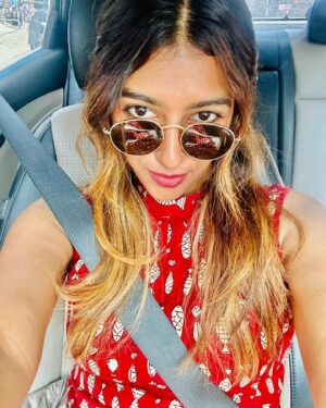 Reshma Nair Instagram - Buckle up, it’s selfie time! 
1, 2, 3 or 4? 📸

#cruisin #adventure #carselfie #rideinstyle #roadtripping #traveldiaries #joyride #wanderlust