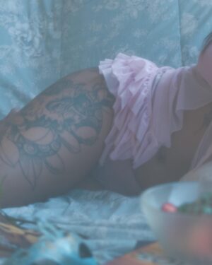 Reshma Nair Instagram - Les Femmes dans mes rêves

A woman that one desires, or a women who appear in one's dreams at night, representing deeper desires or fears.