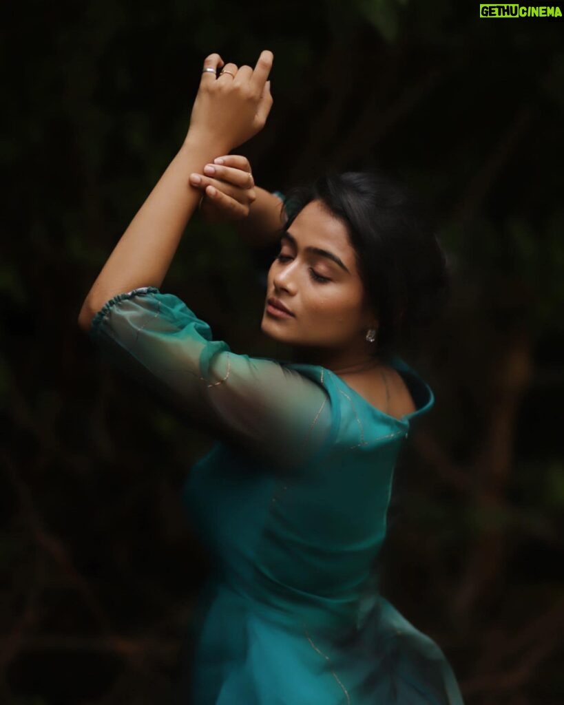 Reshma Venkatesh Instagram - 🐬 @sat_narain @studio_sushma @colours.and.curls @arunprajeethm