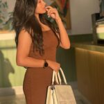 Reshma Venkatesh Instagram - POV: coz it’s a cheat day ☕️🥐 What to eat 😕 okay let me think🤔 This one 🙄 Okay this one 💃 ♾️📸: @meena_cruze 😂
