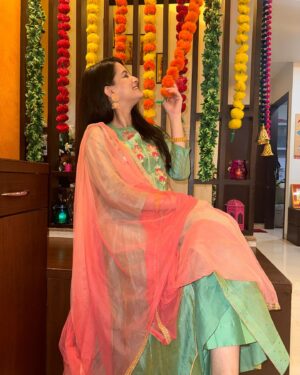 Revati Lele Instagram - Real and Reel Diwali 🪔💕