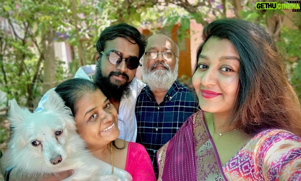 Rhema Ashok Instagram - FAMILY ❤️ #resurrectionday #easter2024 #family