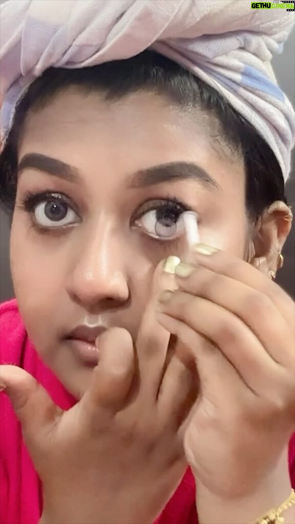 Rhema Ashok Instagram - GRWM for Vijay Antony Live in concert 🔥♥️ Always a huge fan of @vijayantony and i had crazy time to be there, just relish and cherish the whole night 🥳 And this is my simple, light coverage daily wear makeup! Was so excited creating this look 😍 Product used: Moisturiser: @pondsindia Sunscreen: Avacod cream Lip balm: @reneeofficial Base: @healthandglow Blush: @plouise1 Compact powder: @maccosmeticsindia Highlighter: @paccosmetic Setting spray: @urbandecaycosmetics Eyebrows: @paccosmetic Eyeshadow: @vahmaya.in Lash curler: @maybelline Mascara: @maccosmeticsindia Fake lash: @vahmaya.in Lash fixer: @paccosmetic Lense: @freshlook_in Lipliner: @hisugarpop Lip tint: @insightcosmetic & @faebeautyofficial