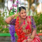 Rhema Ashok Instagram - என் வீட்டுத் தோட்டத்தில் பூவெல்லாம் கேட்டுப்பார்! என் நெஞ்சைச் சொல்லுமே! 🦋♥️ Favourite set of pictures from my recent shoot :) Mua: @vims_makeover Wearing: @frontiers_fashion_lounge Jewellery: @shimmabridalcollection Dop: @jaihindh_photography Location: @iconiicfilmcity