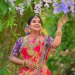 Rhema Ashok Instagram - என் வீட்டுத் தோட்டத்தில் பூவெல்லாம் கேட்டுப்பார்! என் நெஞ்சைச் சொல்லுமே! 🦋♥️ Favourite set of pictures from my recent shoot :) Mua: @vims_makeover Wearing: @frontiers_fashion_lounge Jewellery: @shimmabridalcollection Dop: @jaihindh_photography Location: @iconiicfilmcity