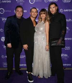 Rhian Sugden Instagram - My dates for the evening! 💜

Love youzzzzz! 🙌🏽

@leeantonybennett @weirdpublicrelations 
@opmellor 
@ryankaystyles

📸 @stephenfarrell1975