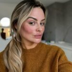 Rhian Sugden Instagram - You Glow Girl!! Much needed LPG facial @pellisandco 🫶🏽 What a dull Diana I looked before. (Pic 2). Gentle lymphatic drainage and collagen boosting, and a lovely face massage… all pregnancy safe! Pleased for me! Where’s the pregnancy glow attttt!? Thank you so much! 🫶🏽✨