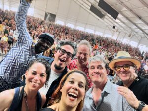 Rhiannon Giddens Instagram - Well what a blast at @jazzfest New Orleans Jazz & Heritage Festival!!! Such a fun time in the blues tent, and had an unexpected audience member for some of the set 😎