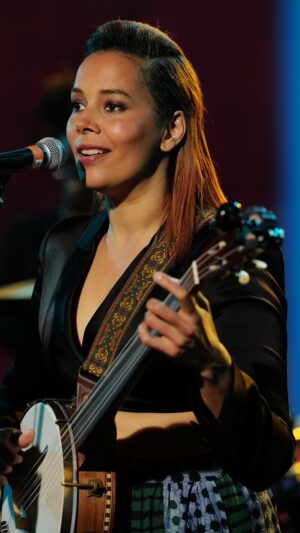 Rhiannon Giddens Instagram - @RhiannonGiddens performs You Louisiana Man!