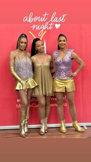 Rhona Bennett Instagram - Definitely a treat to share the stage with After 7. 🚀 Still fantastic after all these years! #Vets #EnVogue #After7
.
#Florida #Performance #LiveShow #Concert #Singers #Entertainers #RnB #Classics #RhonaBennett #MissRNB #CoachRho #TerryEllis #CindyHerron #Zeta #AlwaysInTheClub #PersonalPowerUniversity