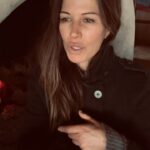 Rhona Mitra Instagram - Gonna do a Live this weekend on the subjects of 🍂 Walking away from what does not serve you 🍂what finding your real purpose actually entails 🍂identifying what narcissism really is systemically and domestically. Spiritual Narcissism included. 🍂detoxing from our own narcissism and addiction to validation 🍂Dismantling the illusion of celebrity 🍂 Calling out and putting a halt on the rampant victim culture Please put any questions in the comments below, and I will do my best to answer. Time and day of LIVE this weekend TBD. I might just jump on randomly depending on the weather and if we get a power-out or not. 🍂
