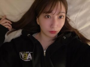 Riho Hime Instagram - このパーカー無くした😞🥺😞🥺