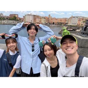Riho Iida Instagram - Disney Sea✨
.
.
.
.
#Disney40周年 
#天てれ30周年 
#50周年も来ようって約束した
#10年後はどうなってるかな
#disneysea #disney 
#天てれ #天才てれびくんmax