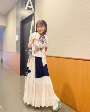 Rikako Aida Instagram - 🗓️2023/08/08 🎂

「RIKAKO AIDA Birthday Party 2023 “for YOU!!”」
今年も沢山の方にお祝いして頂きました🎉　感謝！！

#逢田梨香子BD2023

TOPS#oldhoney
SKIRT#DearEpisode