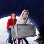 Riki Lindhome Instagram - #tbt This photo. Taken by the wonderful @vonswank #et #garfunkelandoates 🚲👽