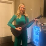 Riki Lindhome Instagram - Hi @breaimprov 💚