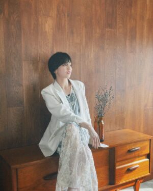 Rikka Ihara Instagram - 原色美女図鑑