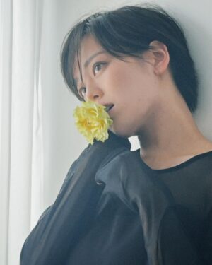 Rikka Ihara Instagram - 原色美女図鑑