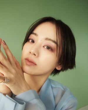 Rikka Ihara Instagram - 、ロマンティックな服の日のハンサムなメイクバランス

心が弾むワードたくさんのページですぞ。みてね。