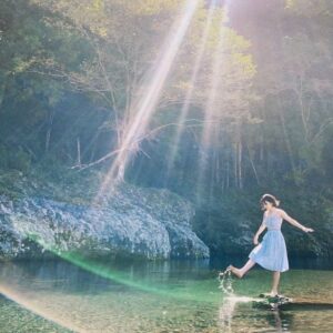 Rikka Ihara Instagram - いつもありがとうございます。

23歳も
柔らかさと強さを自分のバランスで、
そして
私の感覚で立っていられますように。

愛したいもの、変わらないもの、
少しの違いを大切に。

全てが奇跡のような毎日を
背伸びせず愛をもって進んでいきます。