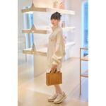 Riko Instagram – 銀座三越にてChloéのWoodyコレクションのポップアップブティックが9月27日より1週間オープンするのでお邪魔しました🧳

可愛いバッグに素敵な店内でした☺︎

#chloe
