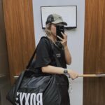 Rima Zeidan Instagram - 「我們要挑戰從花蓮划獨木舟到日本！」 🚣🏻最近接了一個很瘋狂的實鏡節目，思考了一陣子還是決定來挑戰ㄧ下自己的極限.. 對於獨木舟一點都不了解也沒經驗的我們， 全程都要玩真的，260公里，挑戰60個小時不停歇在海上輪流作戰，七個人在太平洋上奮鬥…怎麼想都還是覺得太crazy😂 我們將在接下來不到兩個月的時間自主訓練、獨木舟訓練等等，六月準備挑戰這個不可能的任務！ —— Still can’t believe I agreed on this crazy project..!! kayaking nonstop from Hualien all the way to Japan.. A journey of 260km, 60 hours of nonstop kayaking on sea, 7 of us will take turns, it will be documented the whole way. With no experience of kayaking to start with and only less than 2 months of training to go.. pretty much mission impossible😅 At this point, there’s no turning back. Oh boy, this is going to be crazy…and scary. #rimazeidanadventures