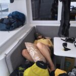 Rima Zeidan Instagram - 🚣🏻昨天順利的從「台東」划船到「綠島」 （50 km)這次沒吐沒暈🥹 也都有維持在一定的速度，比原先設定的時間早兩三個小時底達。這趟大家幾乎都沒睡，辛苦了！ proud of us 幾天前從「烏石港」划到「龜山島」 在海上的那8小時真的只能用一個「慘」字來形容，吐不停，超級痛苦覺得快不行了，但還是用意志力撐著把該划的划完，身心俱疲，覺得自己很棒。 這幾週都在海訓，為了下一趟最終的日本「石垣島」挑戰準備！ We kayaked from Taitung to Green Island with barely any sleep, everything went super well :) The other day was a torture to say the least. On the sea for 8 hours, puked nonstop, no food no water...still did my part...proud of me All of this for our ultimate goal: kayaking all the way to Japan (260-270km) Wish us luck @letsgokayaking_2024 #rimazeidanadventures