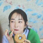 Rin Takanashi Instagram - VERYwebでスターバックスさんの記事が公開されています。 コーヒーにオリーブオイルを使っている「オリアート」を初めて飲みました︎ 地中海では健康的な食事法としてスプーン一杯のオリーブオイルを取るようにしていて、そんな習慣にインスパイアされて誕生したドリンクだそうです。 私のお気に入りはアイス。 コーヒーにとっても合っていて、サラッとヘルシーでクセになる味わいでごくごく飲めちゃいました！ コーヒー×オリーブオイルのヘルシーで新感覚な味わいを、皆さんもぜひ試してみてください( ◠‿◠ ) #PR #スターバックス #starbucks #oleato #VERY #雑誌VERY @starbucks_j @veryweb.jp