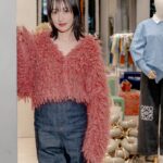 Rin Takanashi Instagram - 渋谷パルコでロエベのウィメンズ・メンズウォレットが集結したポップアップが2月14日まで開催中です。 ということで栁俊太郎君と、お互いに似合いそうな物を選び合ったり、自分が気に入ったものも見つけに行ってきました〜🥳 ポップアップ会場の近くにロエベの常設店もあるので、ファッションも見れます♪ バレンタインのギフトにもいいですね。 栁君と写真撮ると、写真がオシャレになる🤩🤩😂 #PR #LOEWE #LOEWESS24 #LOEWEwallets #ロエベ @loewe @fashionsnapcom