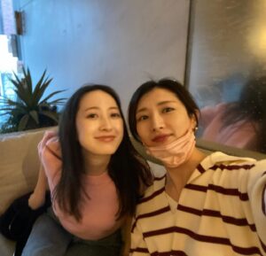 Rina Takeda Instagram - 💐
出会った頃はまだ高校生だった團ちゃん。
お互い10代で、今は30代。結婚おめでとう！
写真を見返していたら感慨深いな~と😢✨
これからも笑顔あふれる人生でありますように。

P.S.
先日の投稿に心温まるコメント有難うございました🍀
まだまだ寒い日が続くので、皆さんもどうかご自愛ください。

My friend got married.
I wish her and everyone happiness🌷