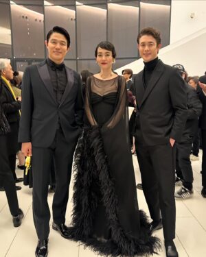 Rinko Kikuchi Instagram - Wonderful people I met at AFA17

お会いした素敵な方々...

#tonyleung 
#calinalau
#ryoheisuzuki
#hiomiyazawa
#eikoishibashi
#afa17
#asianfilmawards