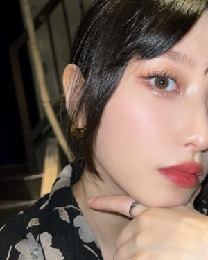 Rinne Yoshida Instagram - 本日ライブ来てくれた皆さんありがとう
楽しかったよ
みんなのにこにこみえてた
にこにこしちまった
ライブ前にまつ毛ビッカビカにしてもらった嬉しい