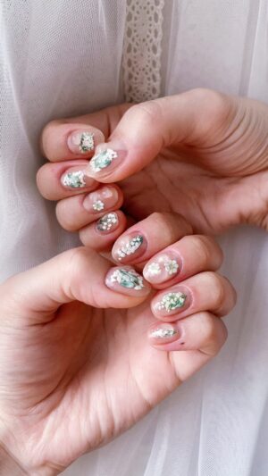Risa Aizawa Instagram - 🆕 Spring nails🤍

鈴蘭の立体シールでデコったよ🤍

ベース⇨シアーベージュ⇨シール&ストーン⇨トップ
て、感じ💅

ネイルアート ステッカー は、SHEIN.comでGETしたもの🤍

http://api-shein.shein.com/h5/sharejump/appjump?link=VgKeLst6jCJ&localcountry=JP&url_from=GM7506308742865842176

#SHEIN #shein購入品 #セルフネイル #gelnails #nailart #springnails #springfashion #韓国メイク #アイドルメイク #idol #nails