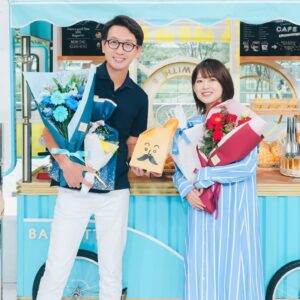 Risa Ozaki Instagram - 本日、4年間担当させて頂いたバゲットを卒業しました！

2018年の10月から今日まで、途中で青木源太さんから同期の平松へのMC交代などの変化もありましたが、どの時期を切り取ってもいつも笑っているような日々を過ごさせて頂きました☺️

ハッピーな出来事を中心に、旬の美味しいグルメの情報などをお届けして、視聴者の方と気持ちを共有出来る午前中が大好きでした！
この4年間、一度でも観て下さった皆様、出演して下さった出演者の皆様、本当にありがとうございました😌

10月からは産休を頂き、マイペースに出産準備を進めていく予定です。会える今のうちに、と、わざわざ会いに来てくれたアナウンス部の仲間たち、写真を撮っていない方々からも、温かい言葉を沢山かけてもらいました🍀

昨日は気持ちが落ち着かなくて眠りが浅かったので、今夜はぐっすり眠ろうと思います🌷

.
#バゲット　#4年間ありがとうございました　#番組は続きます！
#平松修造　#宮崎由衣子　#小髙茉緒　#澁谷善ヘイゼル　#鈴江奈々　#山本紘之　#山﨑誠　#北脇太基　#忽滑谷こころ　#石川みなみ　#岩本乃蒼　#笹崎里菜　#あ！　#平松誕生日おめでとう🎂