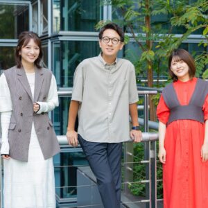 Risa Ozaki Instagram - 本日、4年間担当させて頂いたバゲットを卒業しました！

2018年の10月から今日まで、途中で青木源太さんから同期の平松へのMC交代などの変化もありましたが、どの時期を切り取ってもいつも笑っているような日々を過ごさせて頂きました☺️

ハッピーな出来事を中心に、旬の美味しいグルメの情報などをお届けして、視聴者の方と気持ちを共有出来る午前中が大好きでした！
この4年間、一度でも観て下さった皆様、出演して下さった出演者の皆様、本当にありがとうございました😌

10月からは産休を頂き、マイペースに出産準備を進めていく予定です。会える今のうちに、と、わざわざ会いに来てくれたアナウンス部の仲間たち、写真を撮っていない方々からも、温かい言葉を沢山かけてもらいました🍀

昨日は気持ちが落ち着かなくて眠りが浅かったので、今夜はぐっすり眠ろうと思います🌷

.
#バゲット　#4年間ありがとうございました　#番組は続きます！
#平松修造　#宮崎由衣子　#小髙茉緒　#澁谷善ヘイゼル　#鈴江奈々　#山本紘之　#山﨑誠　#北脇太基　#忽滑谷こころ　#石川みなみ　#岩本乃蒼　#笹崎里菜　#あ！　#平松誕生日おめでとう🎂