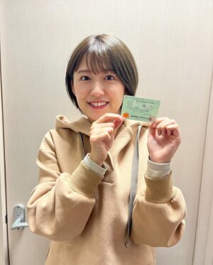 Risa Ozaki Instagram - 先日、
食生活アドバイザーという試験に合格しました！

よく食べるねぇ〜
と、昔から言われ続けた人生。
自他共に認める食いしん坊として、
これからは栄養素のことや食中毒、食事のマナーなど、色々考えながらひきつづき食事を楽しんでいこうと思います☺️

.
#食生活アドバイザー2級
#食アド
#久しぶりの受験　#緊張した！！