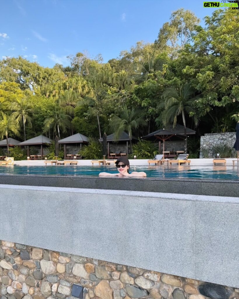 Risa Nakamura Instagram - 🏝️