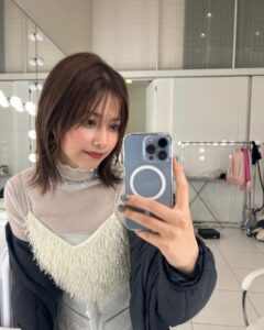 Risa Watanabe Instagram - 🌙🤍🪄 @nonno_magazine #りさいず