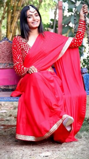 Rishikaa Singh Chandel Instagram - Drop Your Favourite Comment ❤️ 
:
:
#rishikasinghchandel #reelsinstagram #explore #song