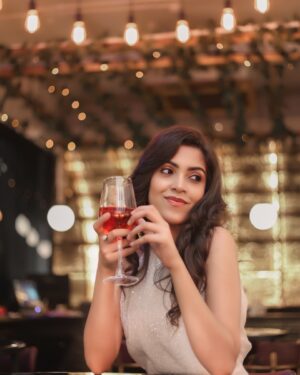 Rishikka Bali Instagram - Happy New Year 🌹🍷🎉

Styled by @rimadidthat 
MUAH @makeupbynainaa 
Photography @sk_click_a_world 
Location @invisiblegastronomybar 

#happynewyear #newyear #2022 #happy #christmas #newyearseve #instagood #merrychristmas #photography #newyears #like #instagram #party #photooftheday #glitterdress #family #hello #celebration #fun #goals #fashion #likeforlikes #jan #winter #dec #celebrate #art #wine #whiteaesthetics #whiteinterior
